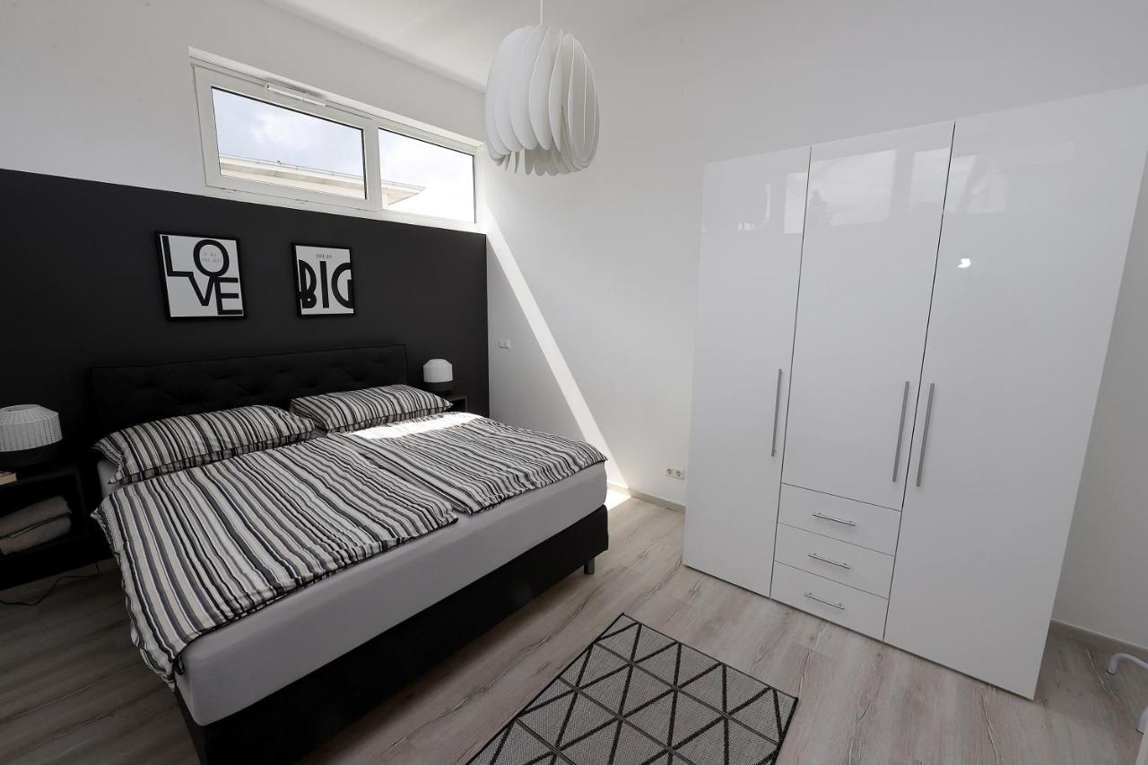 Exklusive Fw Mit 3 Sz Und Grosser Terrasse Gratkorn Bagian luar foto
